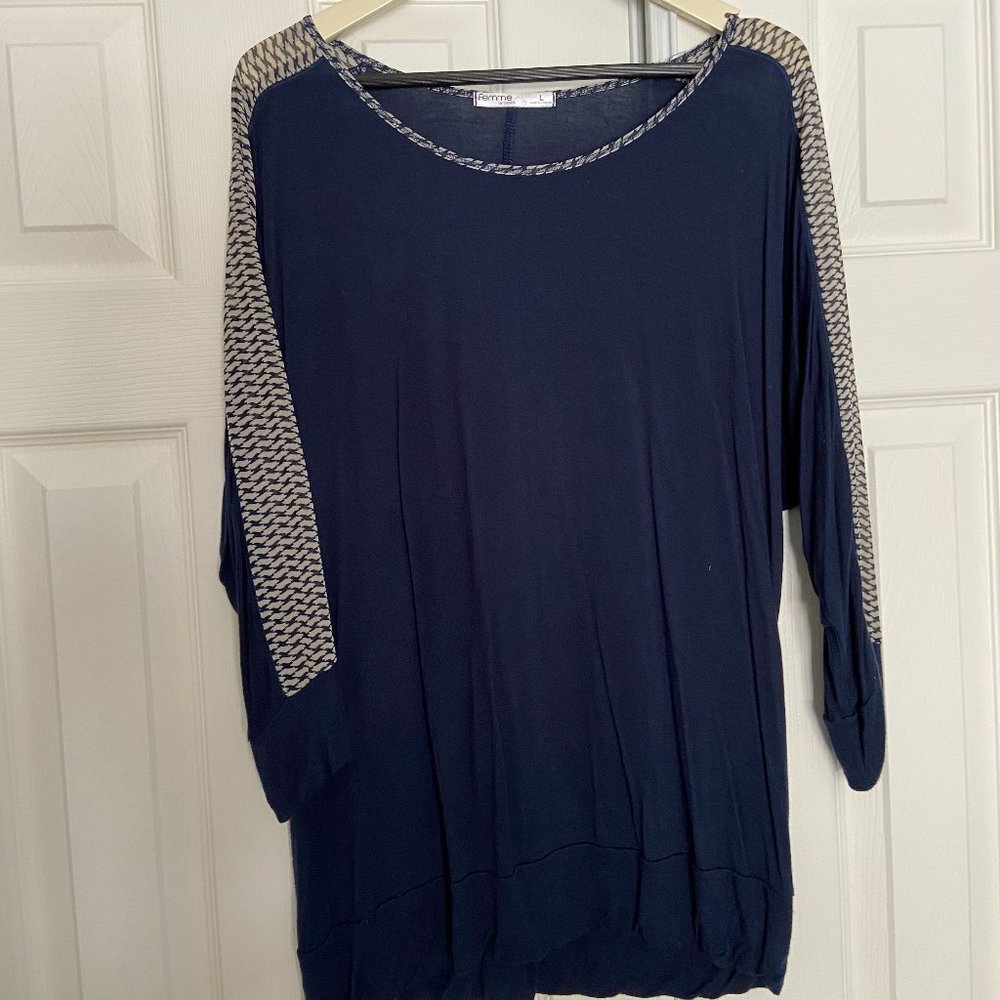 Femme navy blouse
